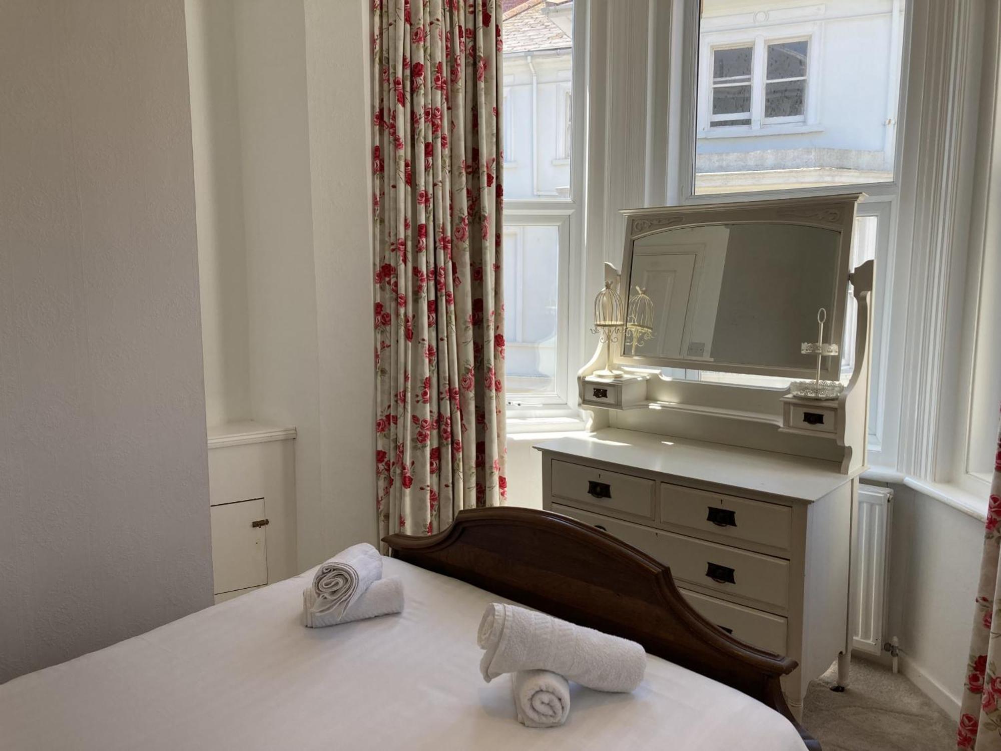 Flat 2, 1 Alexandra Gardens Apartment Ventnor Exterior photo